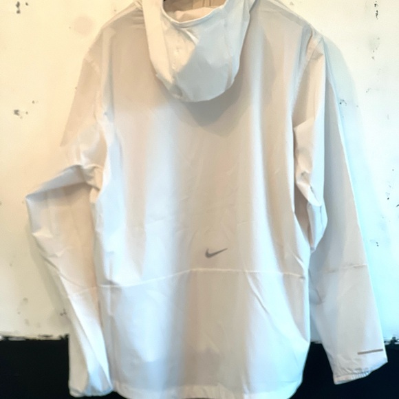 Nike Repel Hooded zip-up jacket| Sold out at Nike and most big retailers (XL) - Picture 3 of 17